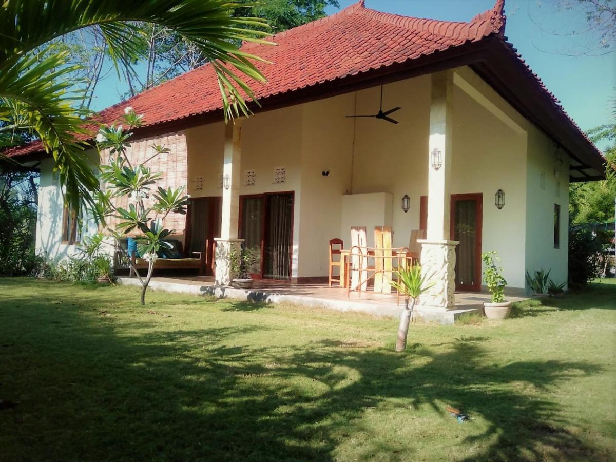 Batu Ampar Menjangan Hotel Banyuwedang Cameră foto